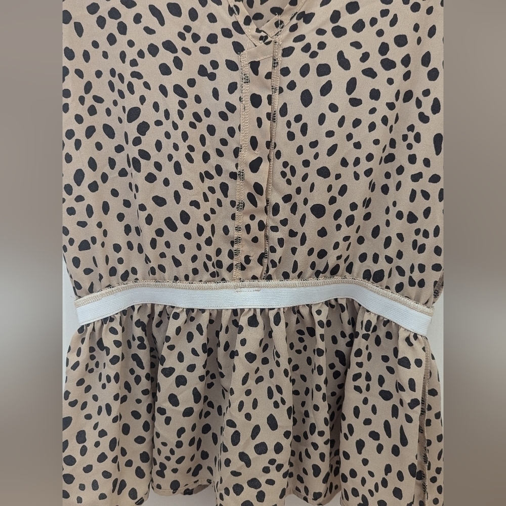 Wild Love Beige and black Elastic Waist Blouse size Large - Picture 6 of 7